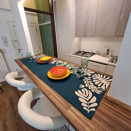 Appartamento Movida Apartment, Via Gallucci, Modena's Historic Center