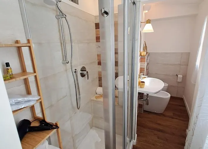 Movida Apartment, Via Gallucci, Modena's Historic Center *