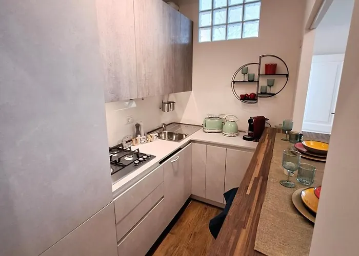 Movida Apartment, Via Gallucci, Modena's Historic Center * Modena